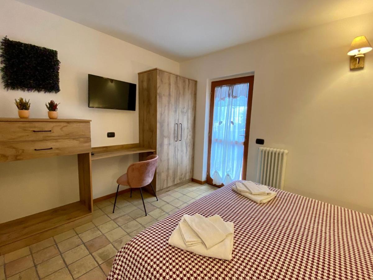 4Flats In Orto Di Venanzio Apartamento Barrea Exterior foto
