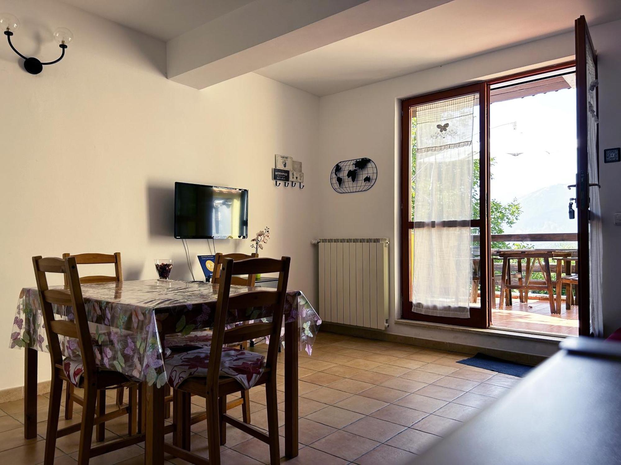 4Flats In Orto Di Venanzio Apartamento Barrea Exterior foto